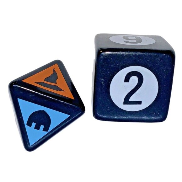 Harry Potter Scene It Goblet Bus Ship   Replacement Dice & PEWTER Moving Pieces - Picture 4 of 6